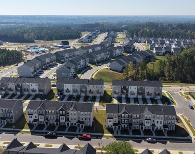 215 Deercroft Drive - Photo Thumbnail 30