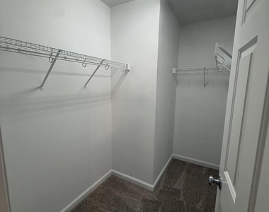 1517 Essexwood Drive - Photo Thumbnail 20