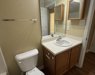 1517 Essexwood Drive - Photo Thumbnail 26