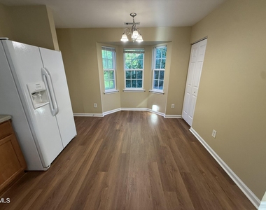 1517 Essexwood Drive - Photo Thumbnail 14