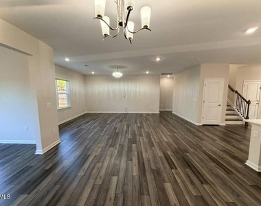 4005 Table Rock Drive - Photo Thumbnail 11