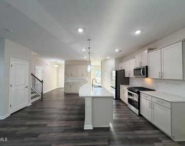 4005 Table Rock Drive - Photo Thumbnail 8