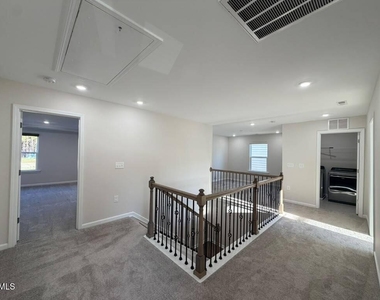4005 Table Rock Drive - Photo Thumbnail 16