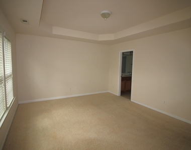 8709 Owl Roost Place - Photo Thumbnail 7