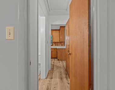 16 Parkwood - Photo Thumbnail 16