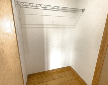1507 North St - Photo Thumbnail 33