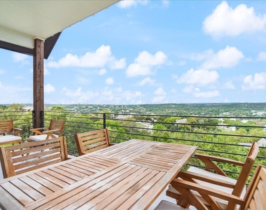 304 N Ronay Dr - Photo Thumbnail 17