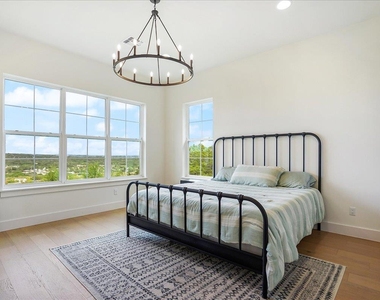304 N Ronay Dr - Photo Thumbnail 21