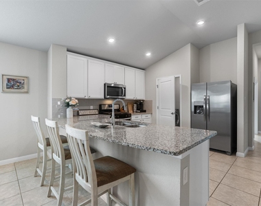 12410 Amber Lynn Path - Photo Thumbnail 9
