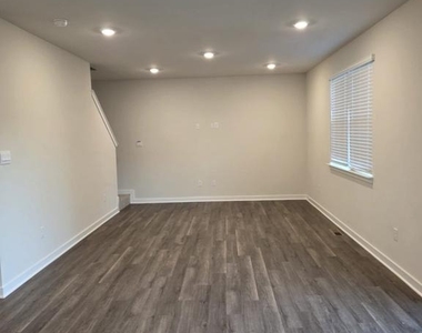 301 Eclipse Street - Photo Thumbnail 26