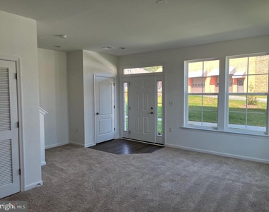 600 Hemsworth Lane - Photo Thumbnail 4