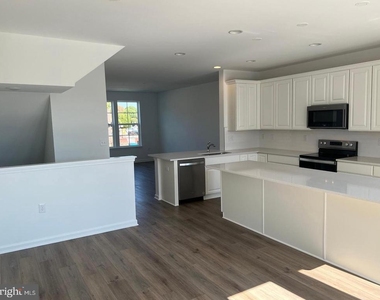 600 Hemsworth Lane - Photo Thumbnail 12