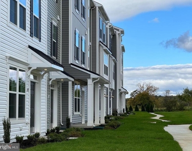 600 Hemsworth Lane - Photo Thumbnail 1