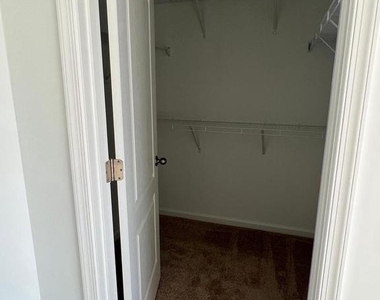 600 Hemsworth Lane - Photo Thumbnail 18