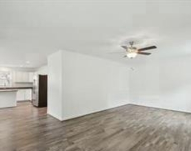 16 Placid Road - Photo Thumbnail 10
