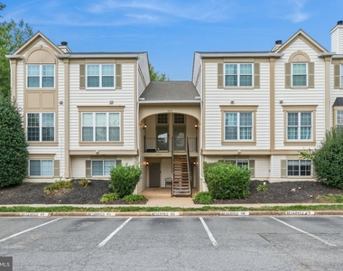 8202 Winstead Place - Photo Thumbnail 20