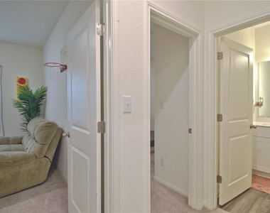 106 Mouflon Rd - Photo Thumbnail 12