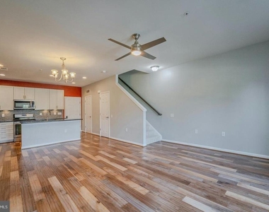 42677 Wardlaw Terrace - Photo Thumbnail 5