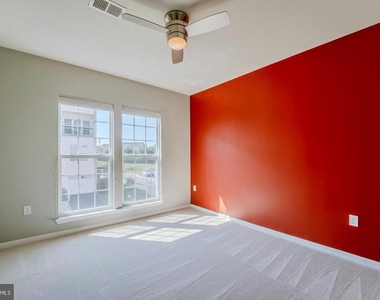 42677 Wardlaw Terrace - Photo Thumbnail 20
