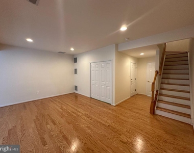 43115 Forest Edge Square - Photo Thumbnail 23