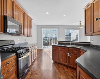 43265 Sunderleigh Square - Photo Thumbnail 9