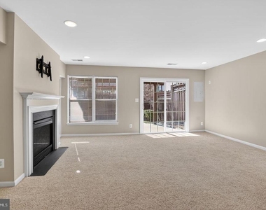 43265 Sunderleigh Square - Photo Thumbnail 3