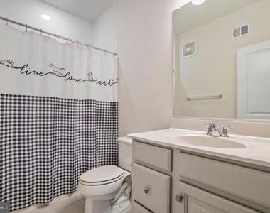 1018 Ribbon Limestone Terrace Se - Photo Thumbnail 12