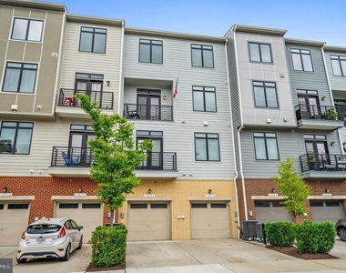 1018 Ribbon Limestone Terrace Se - Photo Thumbnail 13
