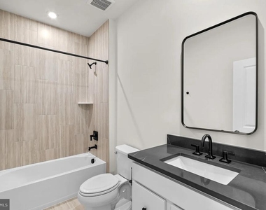 13898 Aviation Place - Photo Thumbnail 12