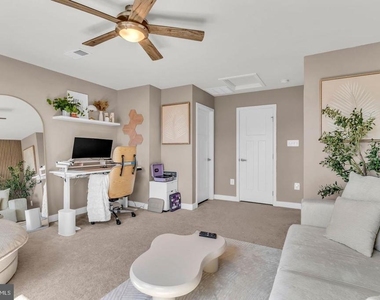 13937 Airfoil Road - Photo Thumbnail 28