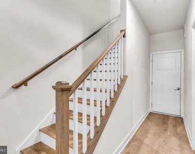 13937 Airfoil Road - Photo Thumbnail 4