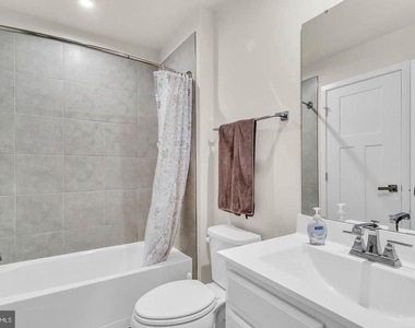 13937 Airfoil Road - Photo Thumbnail 7