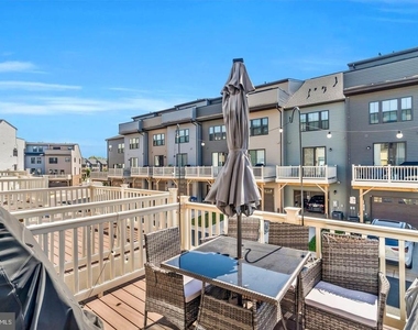 13937 Airfoil Road - Photo Thumbnail 17