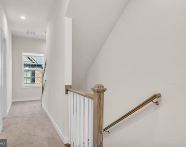 13937 Airfoil Road - Photo Thumbnail 18