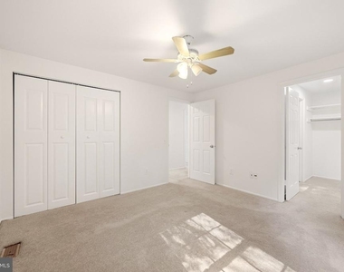 5986 Powells Landing Road - Photo Thumbnail 23