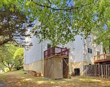 5986 Powells Landing Road - Photo Thumbnail 37