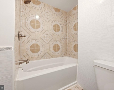 5986 Powells Landing Road - Photo Thumbnail 33
