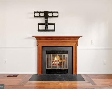 5986 Powells Landing Road - Photo Thumbnail 7