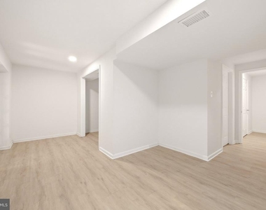 5986 Powells Landing Road - Photo Thumbnail 27