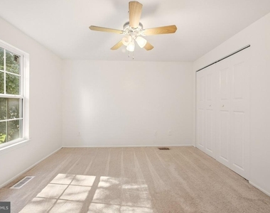 5986 Powells Landing Road - Photo Thumbnail 22