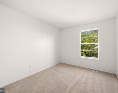 5986 Powells Landing Road - Photo Thumbnail 20