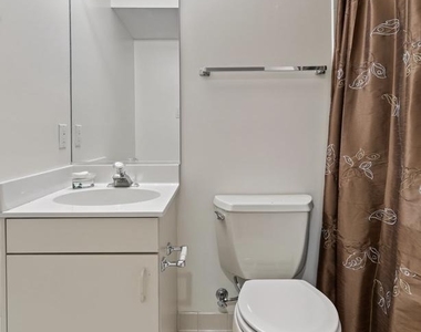 1987 Lakeport Way - Photo Thumbnail 10