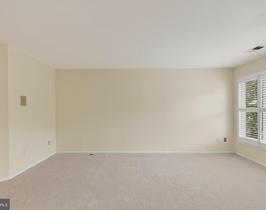 1987 Lakeport Way - Photo Thumbnail 15