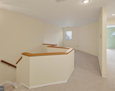 1987 Lakeport Way - Photo Thumbnail 12