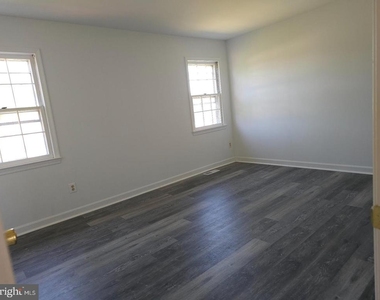 13824 Poplar Tree Road - Photo Thumbnail 25