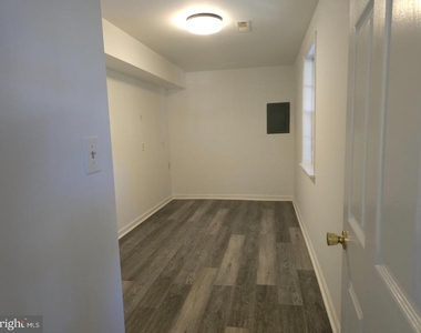 13824 Poplar Tree Road - Photo Thumbnail 11