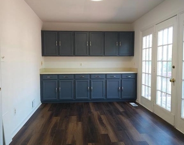 13824 Poplar Tree Road - Photo Thumbnail 6
