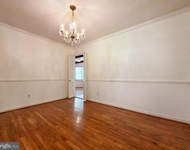 4221 N Valiant Court - Photo Thumbnail 15