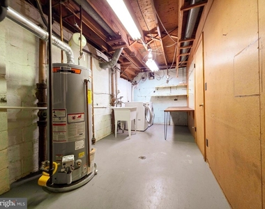 4221 N Valiant Court - Photo Thumbnail 36