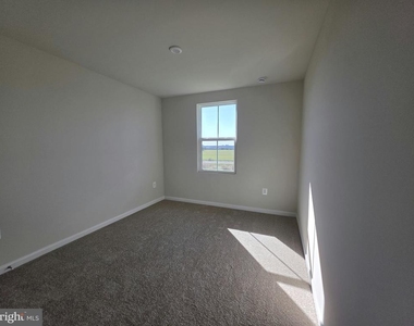 2765 Apricot Drive - Photo Thumbnail 16